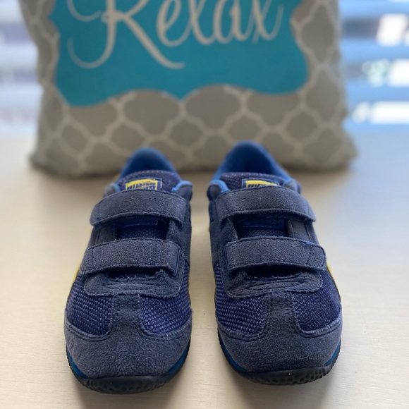 Boys Navy/Yellow Puma Sneakers Size 11.5 - Picture 3 of 8